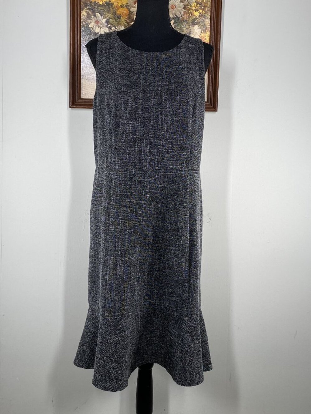 Ann Taylor Factory Ponte Fluted Hem Dress Women's 12 Round Neck Sleeveless Gray